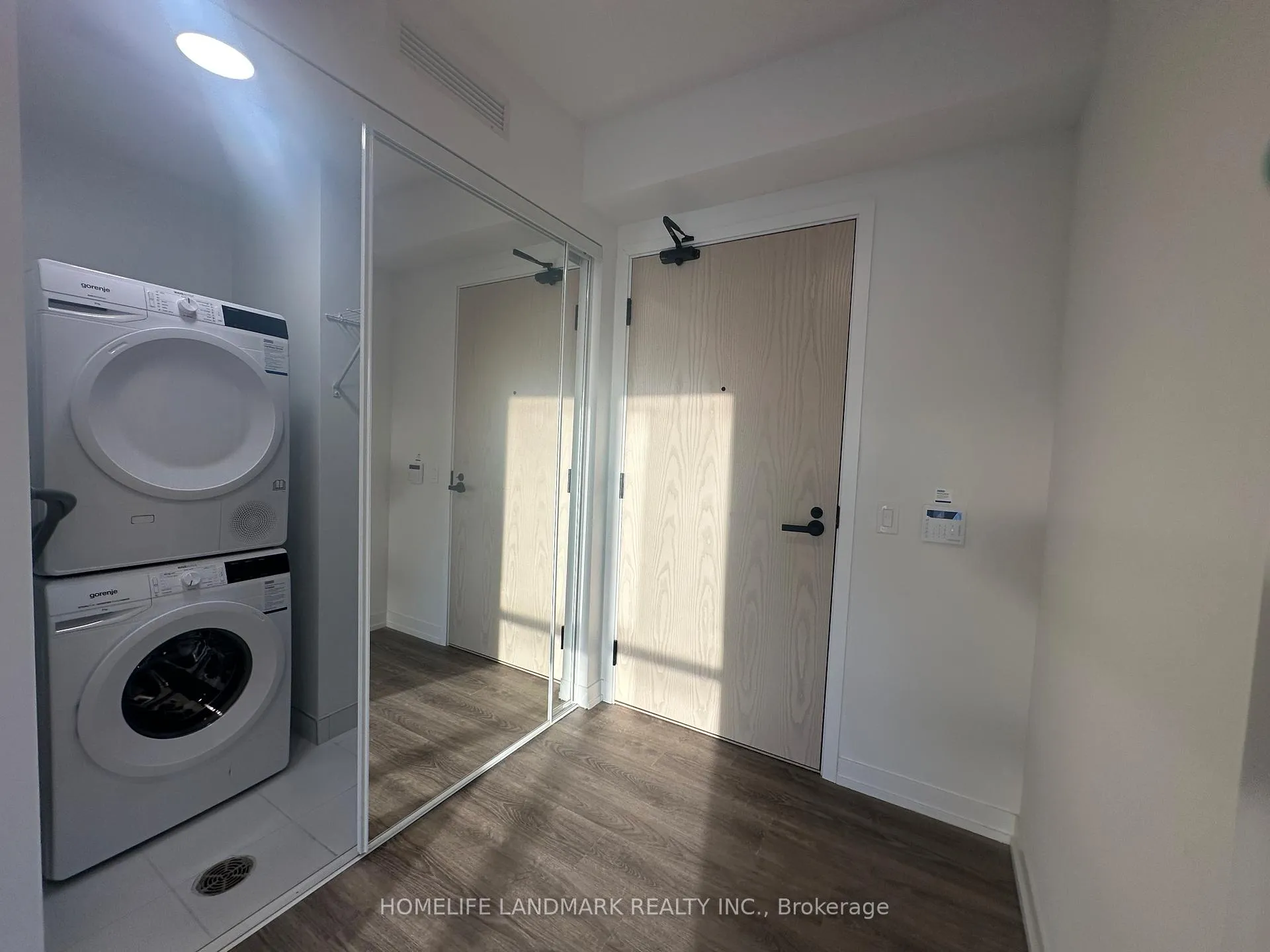 Photo 17 of Unit 1206, 195 Commerce Street, Vaughan, Vaughan Corporate Centre — HOMEH
