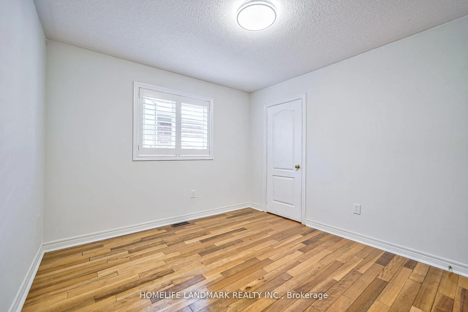 Photo 13 of 42 Redmond Drive, Vaughan, Patterson — HOMEH