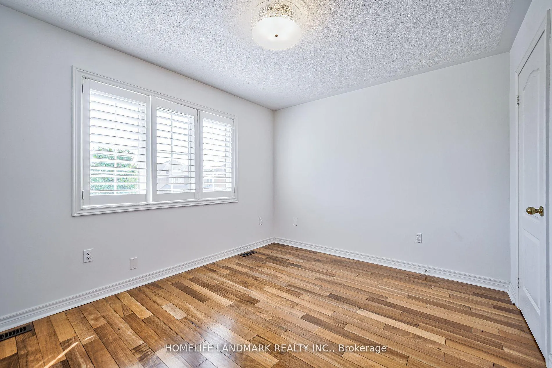 Photo 15 of 42 Redmond Drive, Vaughan, Patterson — HOMEH