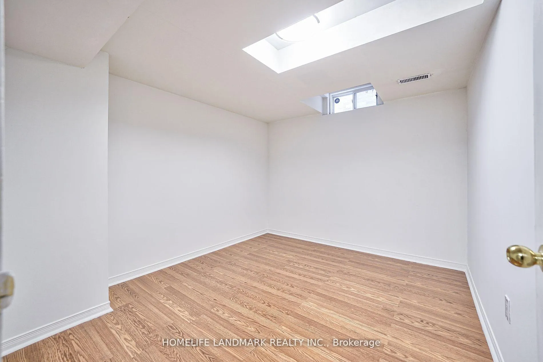 Photo 20 of 42 Redmond Drive, Vaughan, Patterson — HOMEH