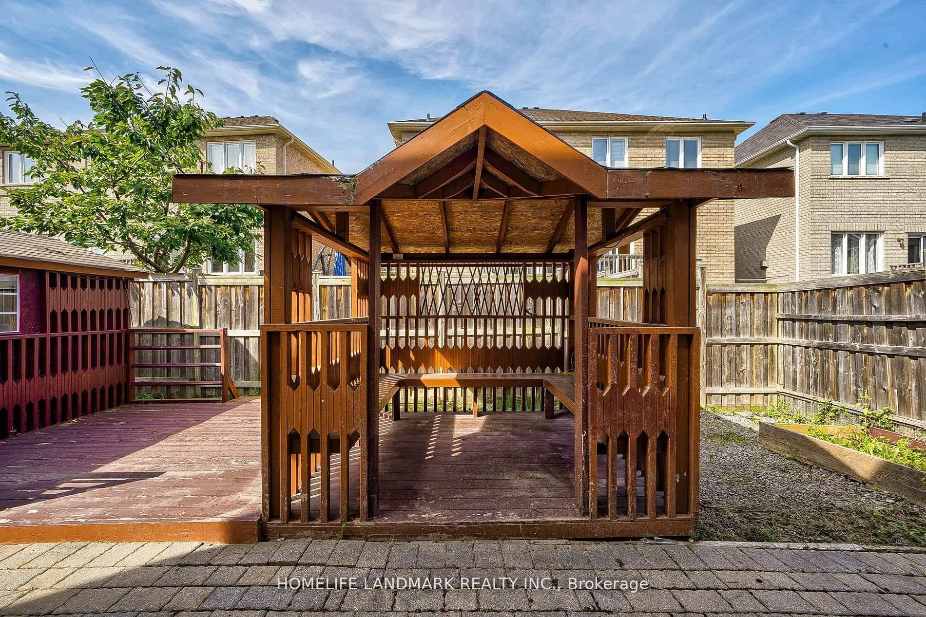 Photo 24 of 42 Redmond Drive, Vaughan, Patterson — HOMEH