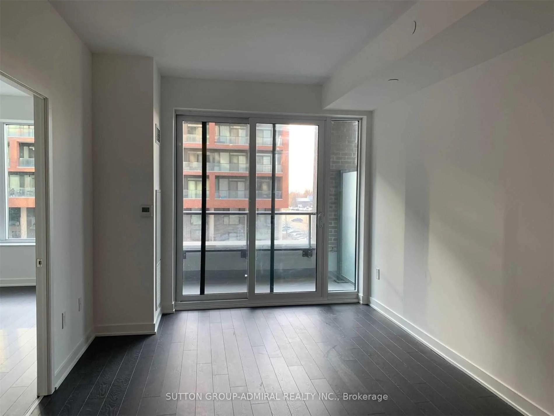 Photo 3 of Unit 218, 100 Eagle Rock Way, Vaughan, Rural Vaughan — HOMEH