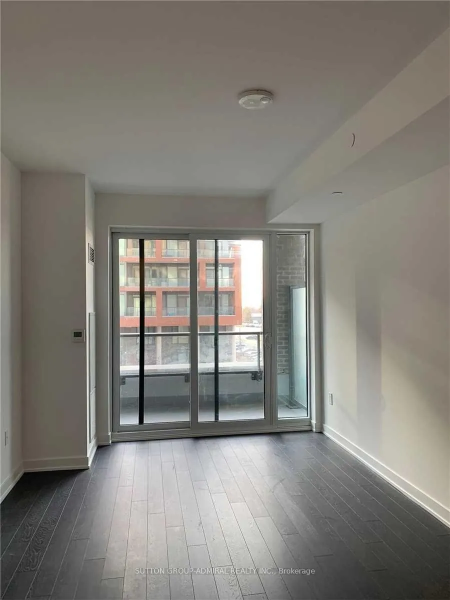 Photo 4 of Unit 218, 100 Eagle Rock Way, Vaughan, Rural Vaughan — HOMEH