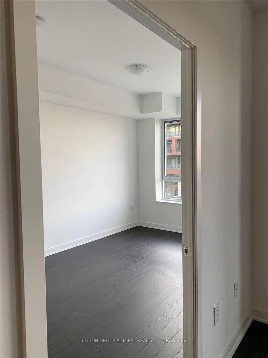 Photo 5 of Unit 218, 100 Eagle Rock Way, Vaughan, Rural Vaughan — HOMEH