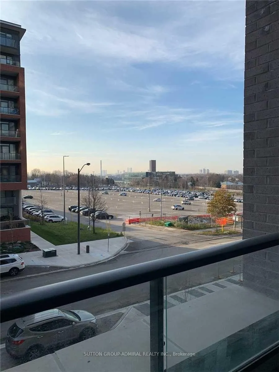 Photo 10 of Unit 218, 100 Eagle Rock Way, Vaughan, Rural Vaughan — HOMEH