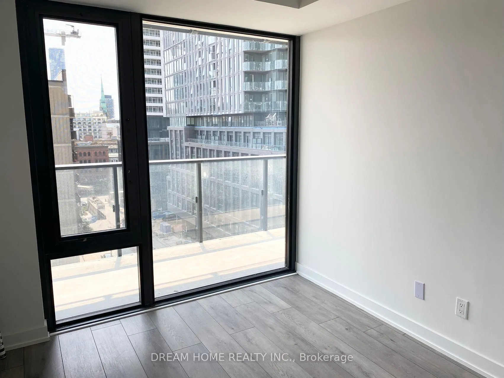 Photo 4 of Unit 802, 47 Mutual Street, Toronto, Church-Yonge Corridor — HOMEH