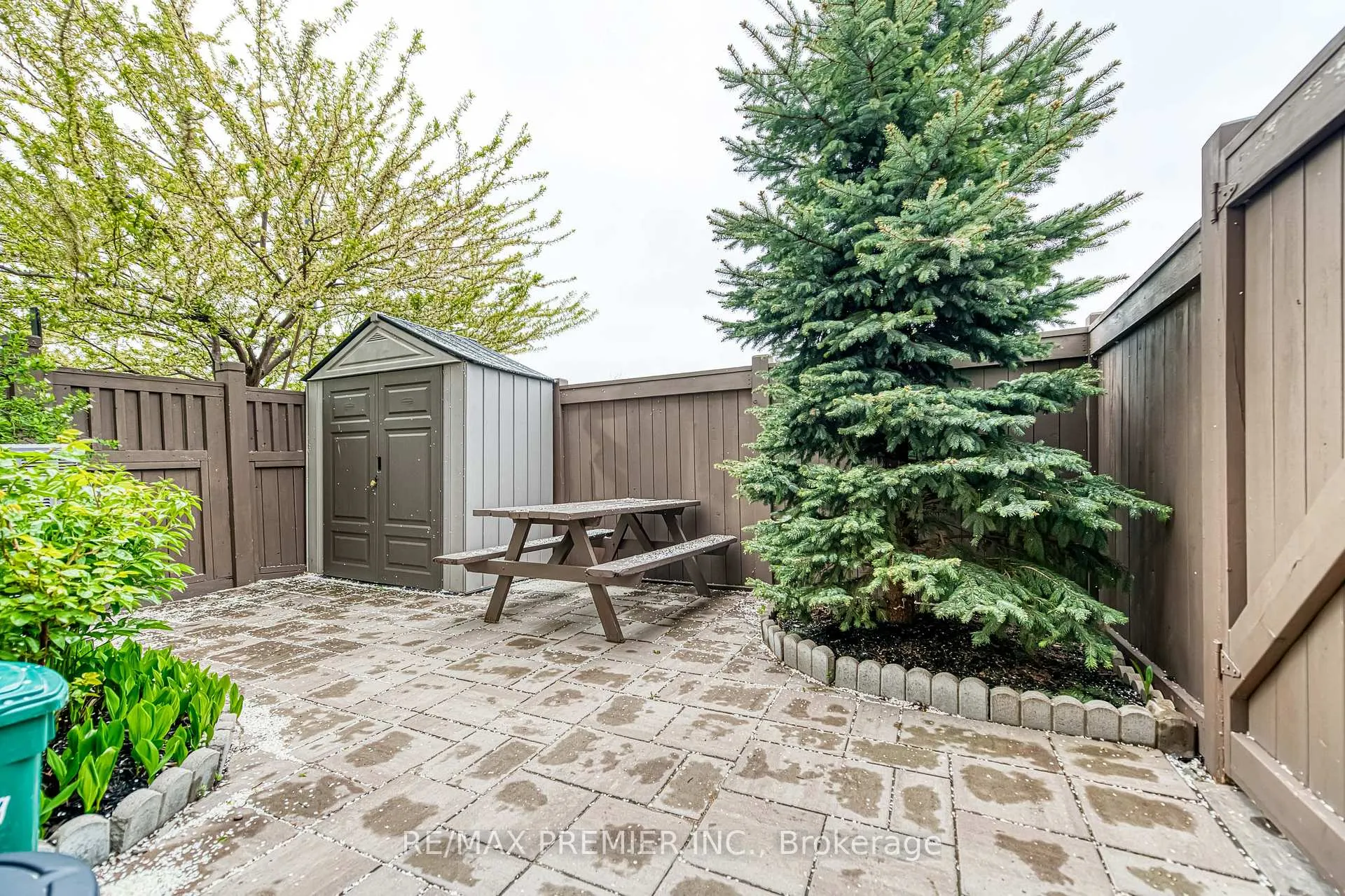 Photo 4 of Unit Bsmt, 142 Moody Drive, Vaughan, Kleinburg — HOMEH
