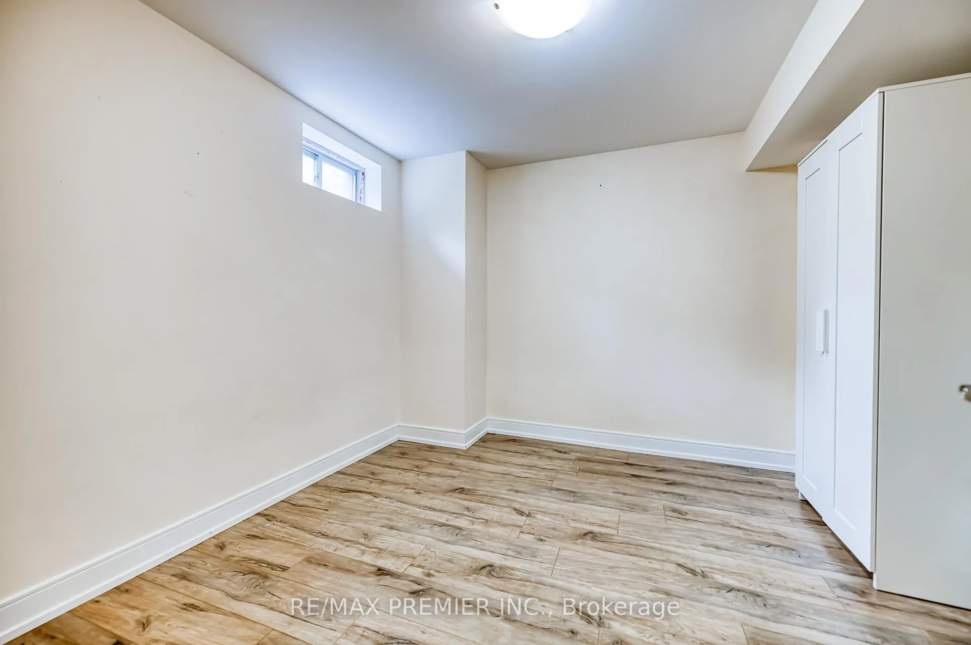 Photo 14 of Unit Bsmt, 142 Moody Drive, Vaughan, Kleinburg — HOMEH