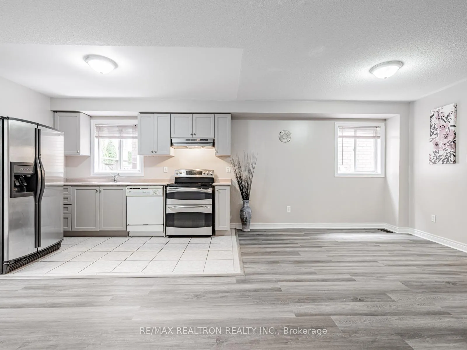 Photo 17 of 110 Derrywood Drive, Vaughan, Patterson — HOMEH