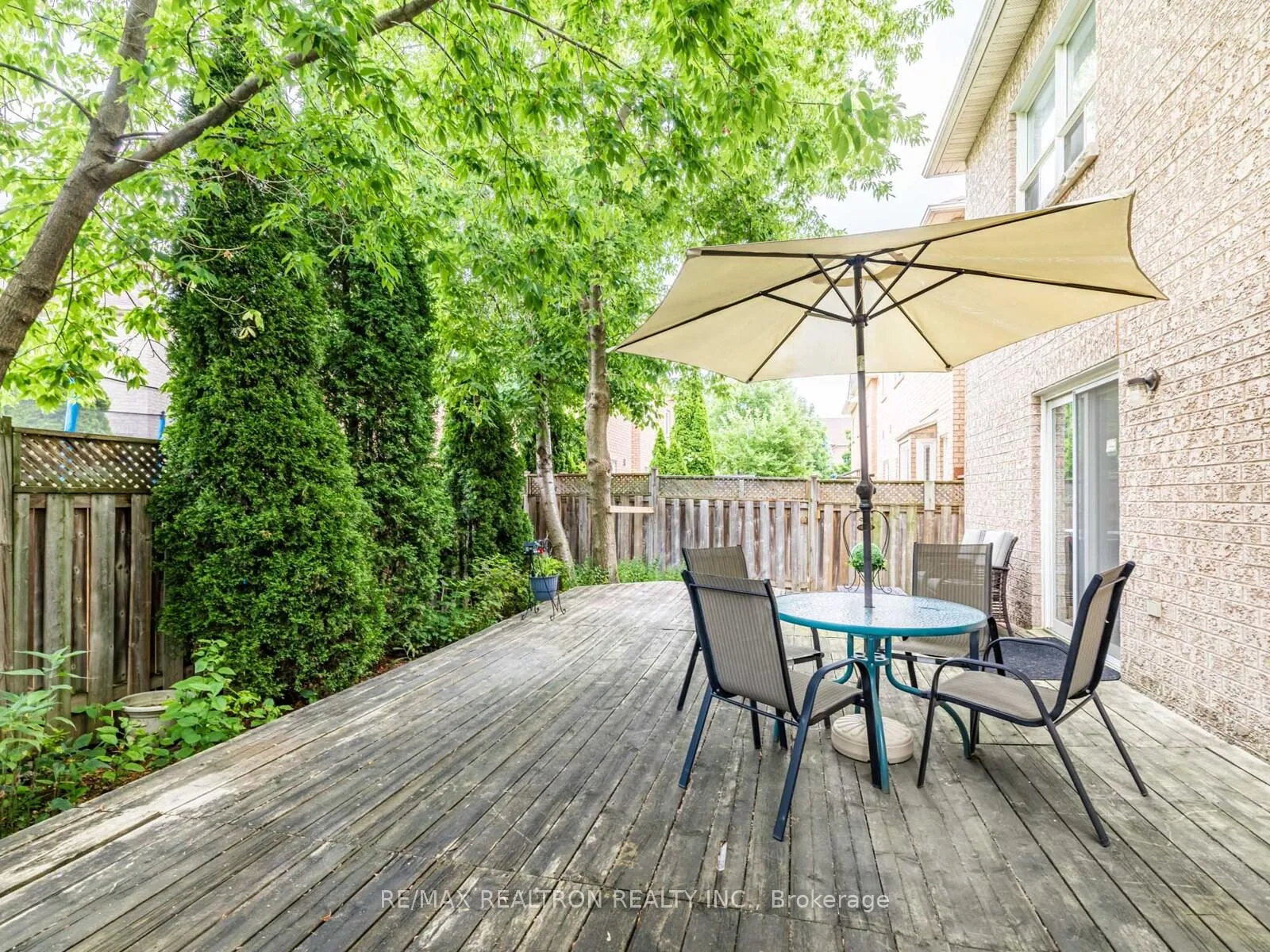 Photo 25 of 110 Derrywood Drive, Vaughan, Patterson — HOMEH