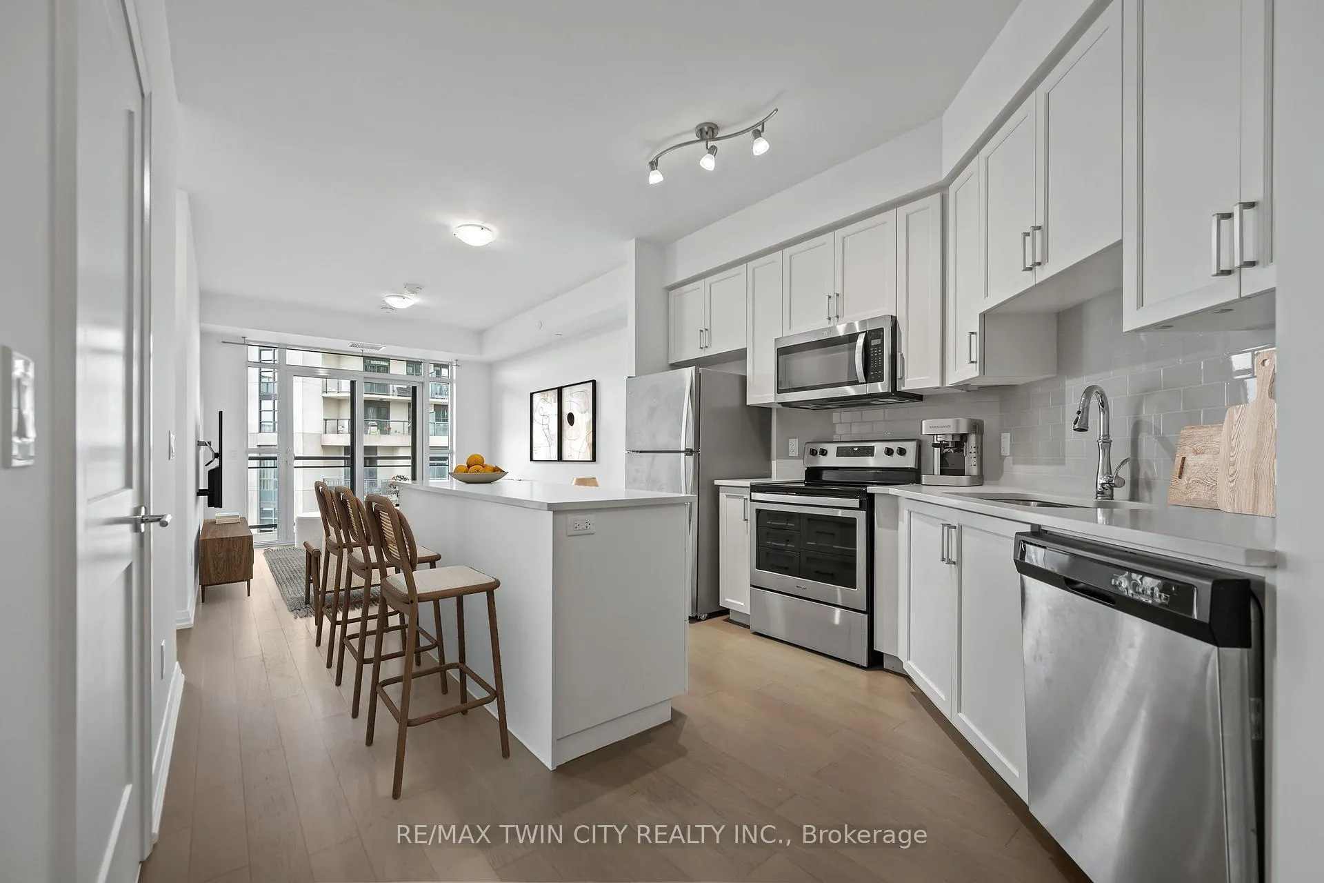 Photo 2 of Unit 1411, 155 Caroline Street S, Waterloo — HOMEH