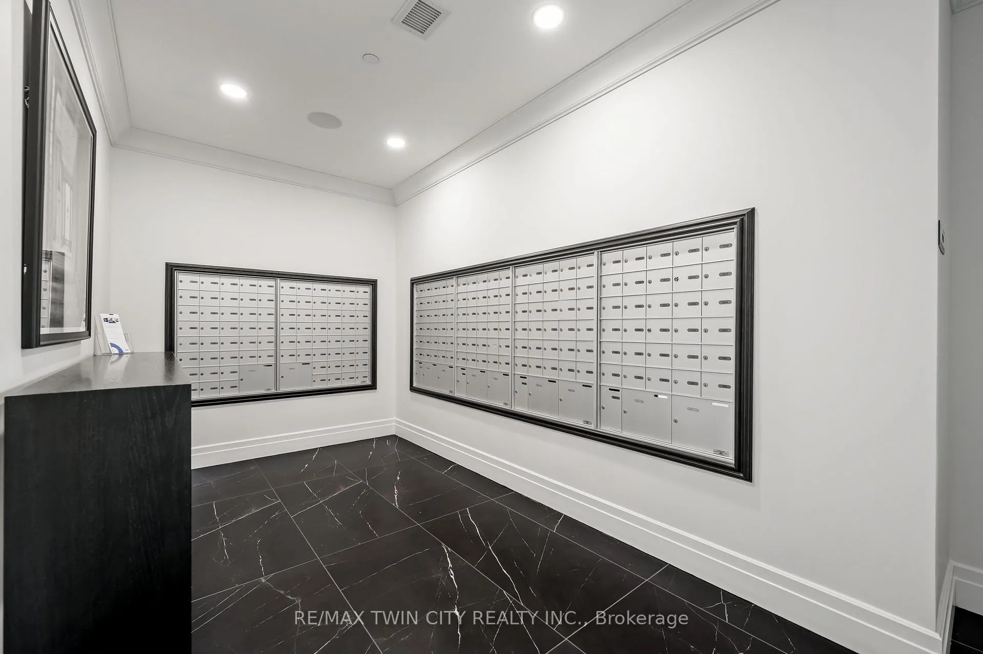 Photo 11 of Unit 1411, 155 Caroline Street S, Waterloo — HOMEH