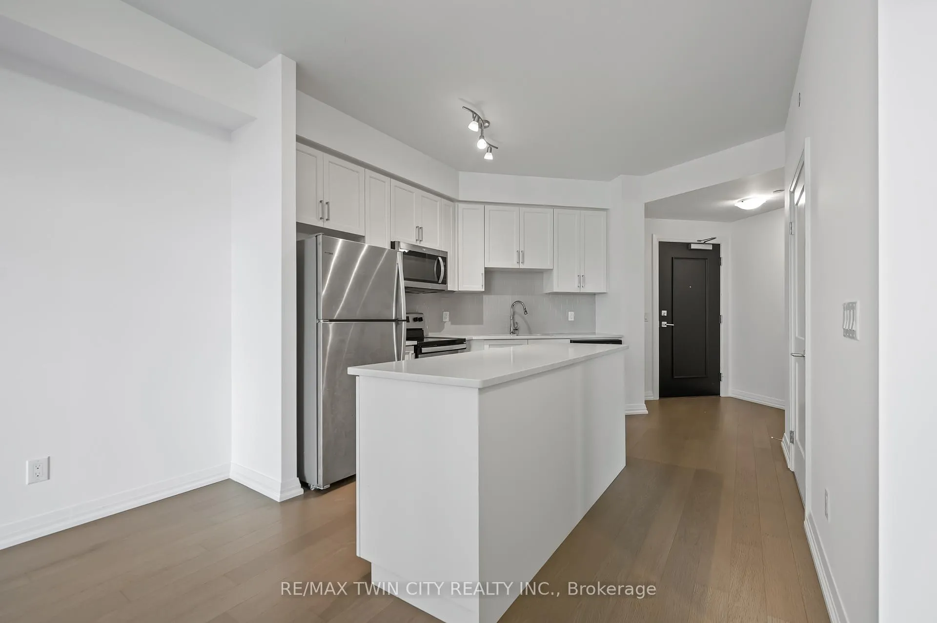 Photo 19 of Unit 1411, 155 Caroline Street S, Waterloo — HOMEH