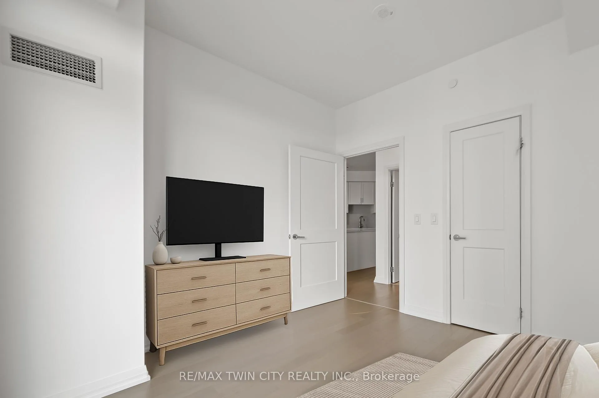 Photo 25 of Unit 1411, 155 Caroline Street S, Waterloo — HOMEH