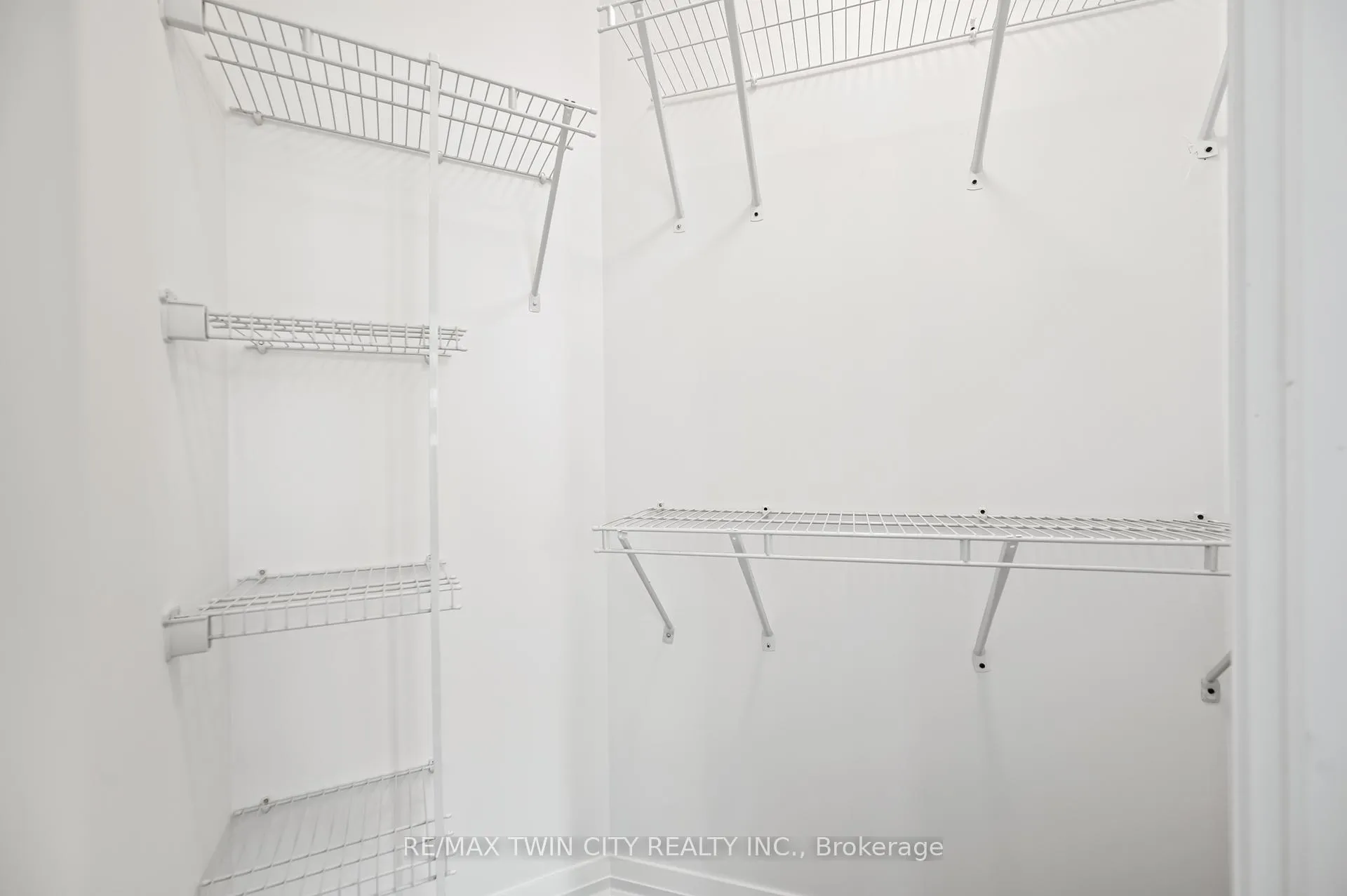 Photo 26 of Unit 1411, 155 Caroline Street S, Waterloo — HOMEH