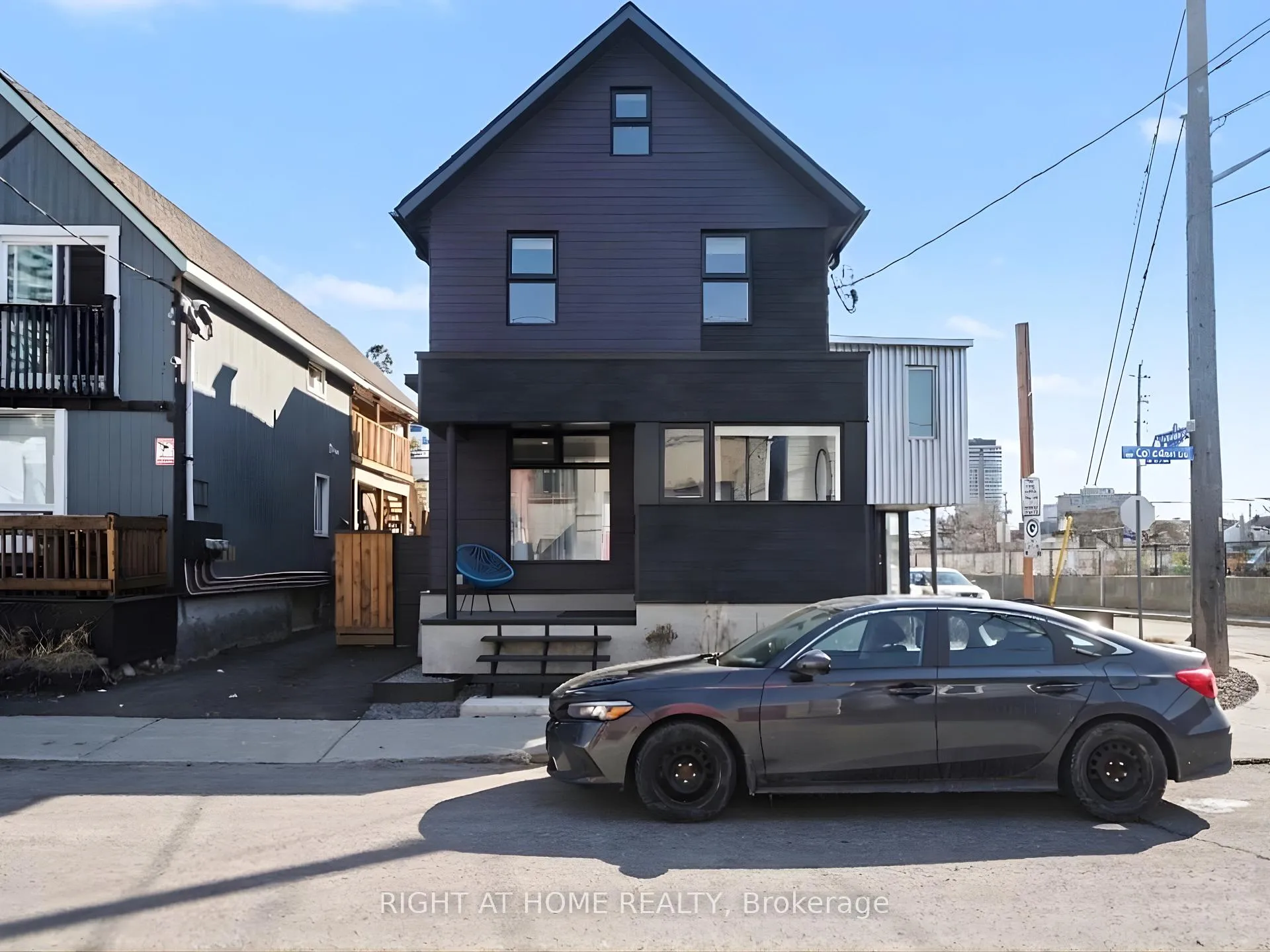 Photo 1 of 141 Carruthers Avenue, Ottawa, Mechanicsville — HOMEH