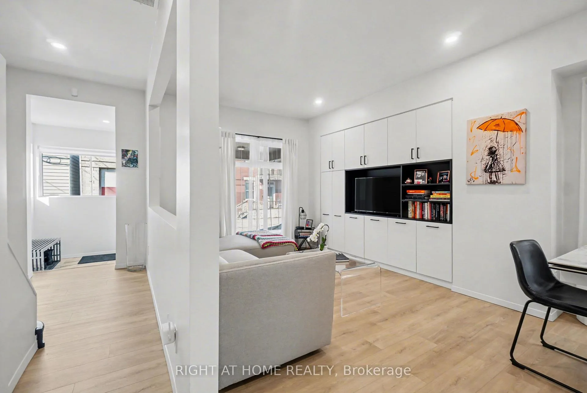 Photo 7 of 141 Carruthers Avenue, Ottawa, Mechanicsville — HOMEH