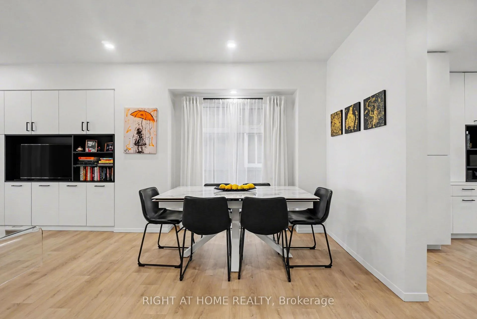 Photo 10 of 141 Carruthers Avenue, Ottawa, Mechanicsville — HOMEH