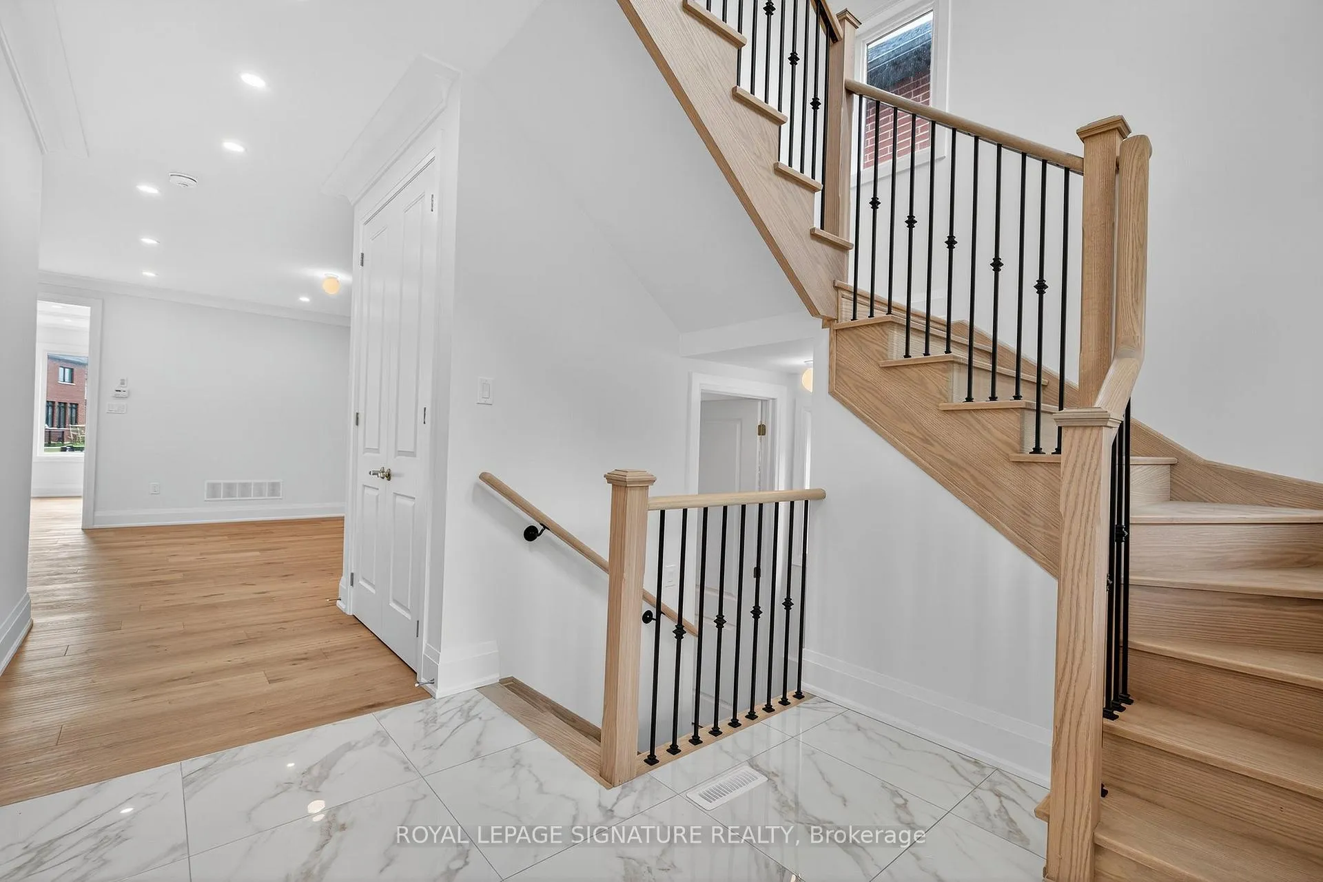 Photo 4 of 79 Baycroft Boulevard, Essa, Angus — HOMEH