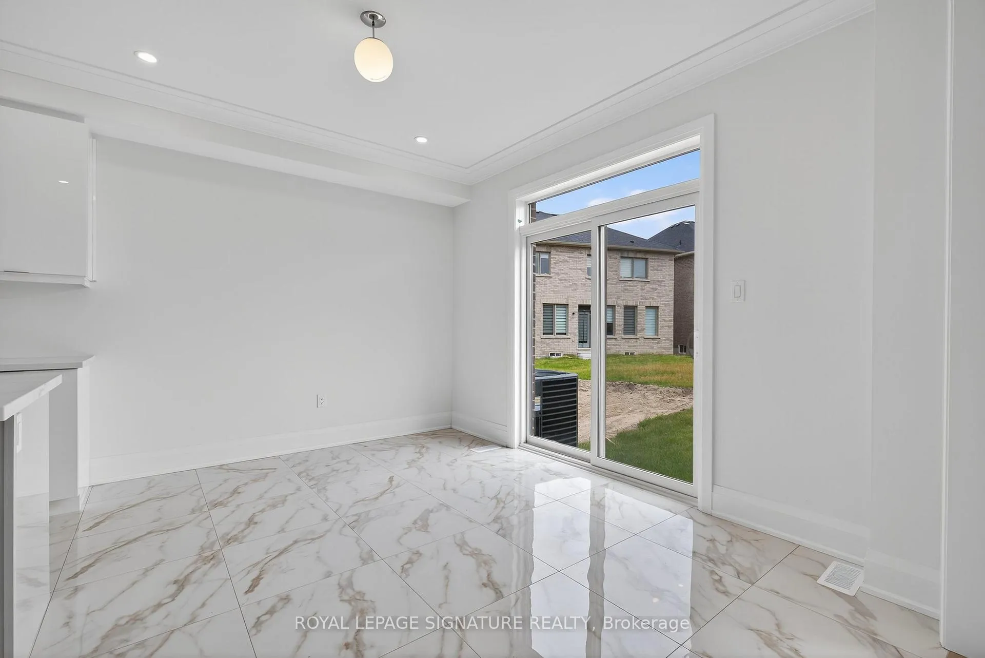 Photo 14 of 79 Baycroft Boulevard, Essa, Angus — HOMEH