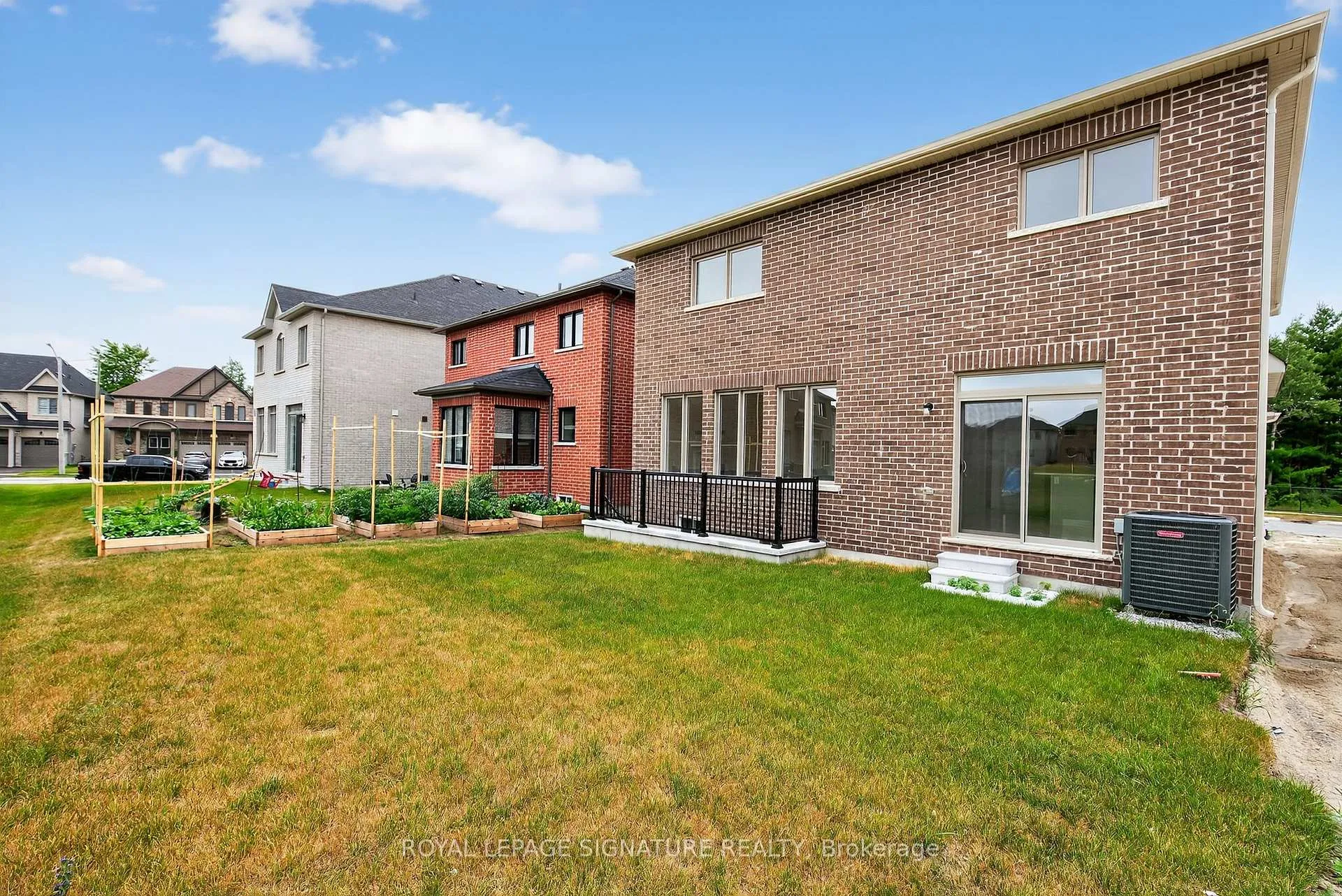 Photo 33 of 79 Baycroft Boulevard, Essa, Angus — HOMEH