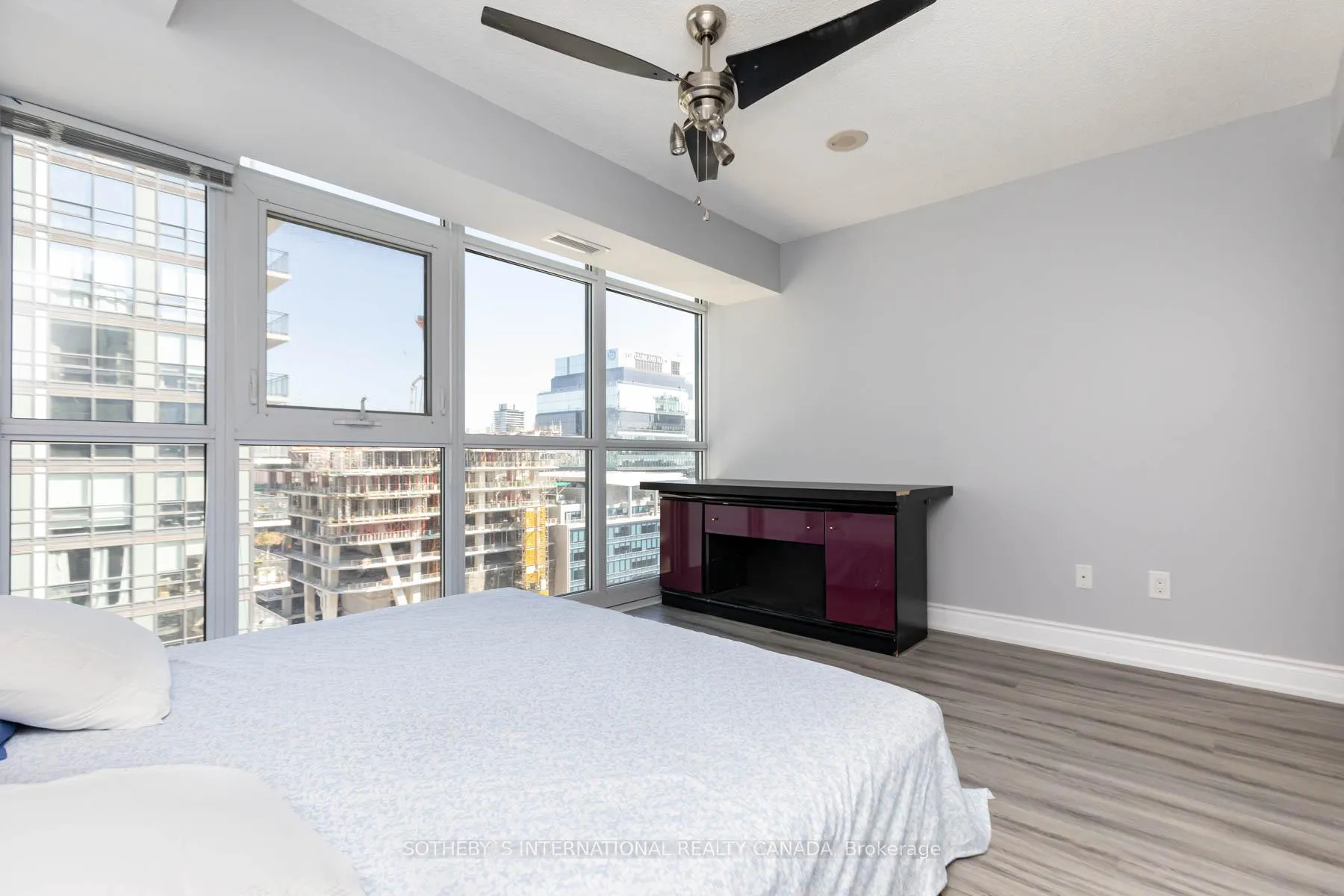 Photo 11 of Unit 1904, 400 Adelaide Street E, Toronto, Church-Yonge Corridor — HOMEH