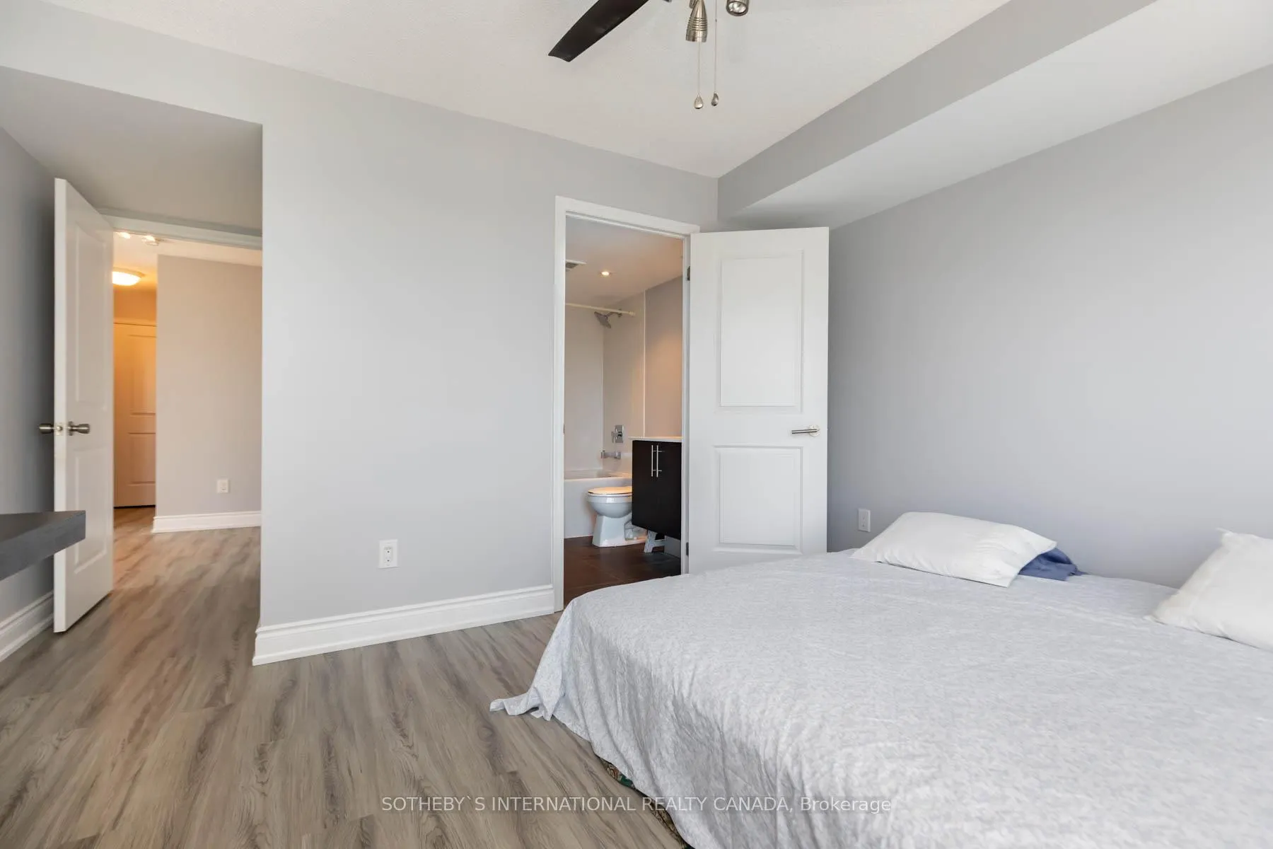 Photo 12 of Unit 1904, 400 Adelaide Street E, Toronto, Church-Yonge Corridor — HOMEH