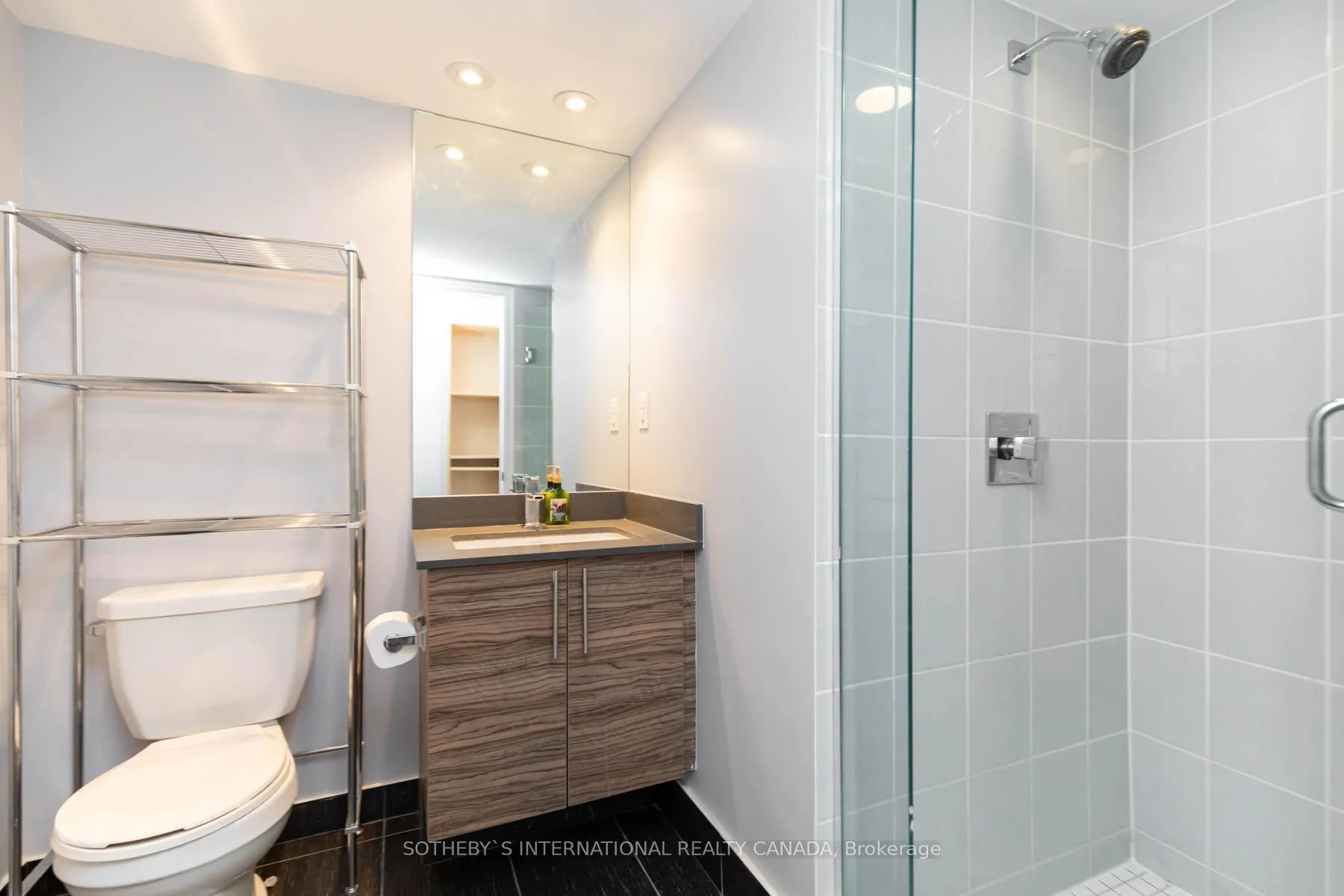 Photo 15 of Unit 1904, 400 Adelaide Street E, Toronto, Church-Yonge Corridor — HOMEH