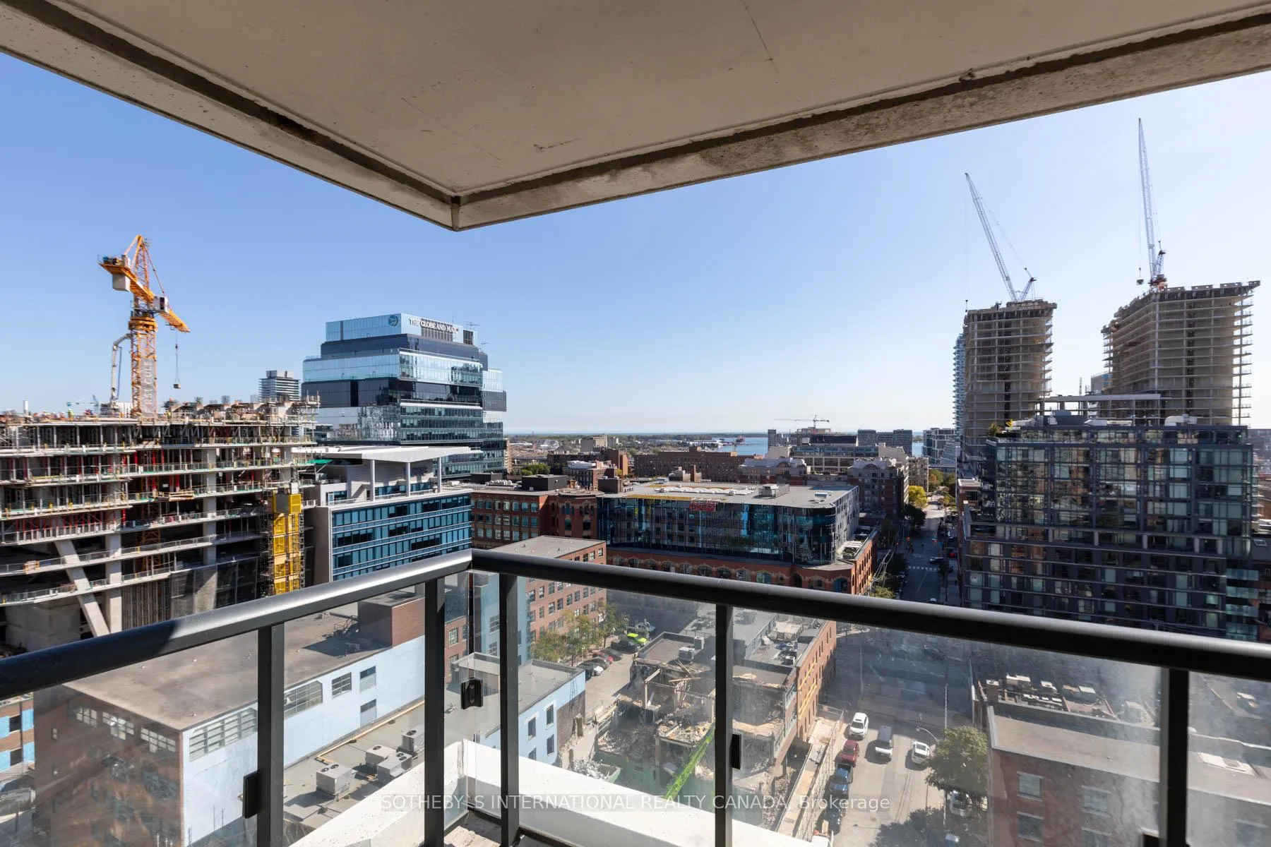 Photo 23 of Unit 1904, 400 Adelaide Street E, Toronto, Church-Yonge Corridor — HOMEH
