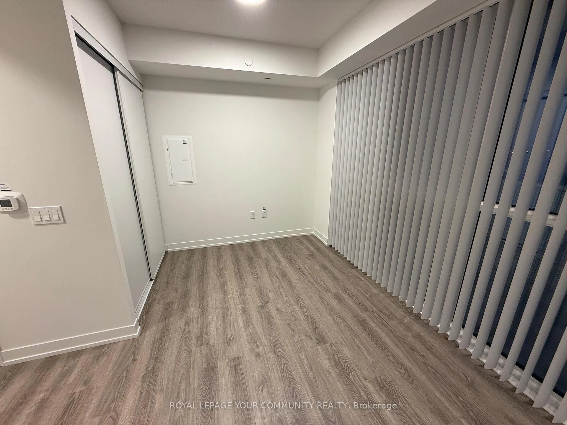 Photo 4 of Unit 1112, 195 Commerce Street, Vaughan, Vaughan Corporate Centre — HOMEH