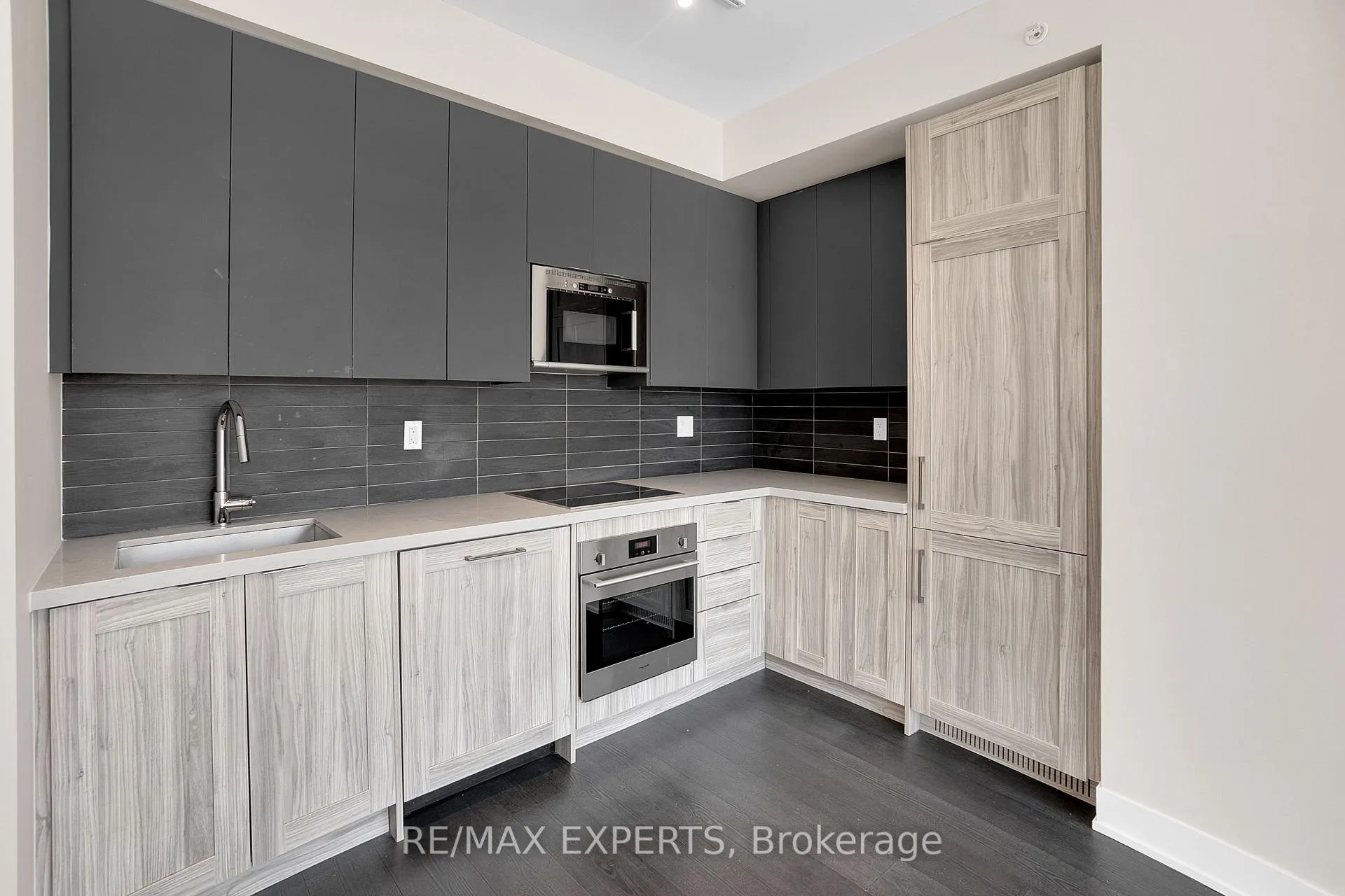 Photo 7 of Unit 3107, 2908 Highway 7 Road, Vaughan, Concord — HOMEH