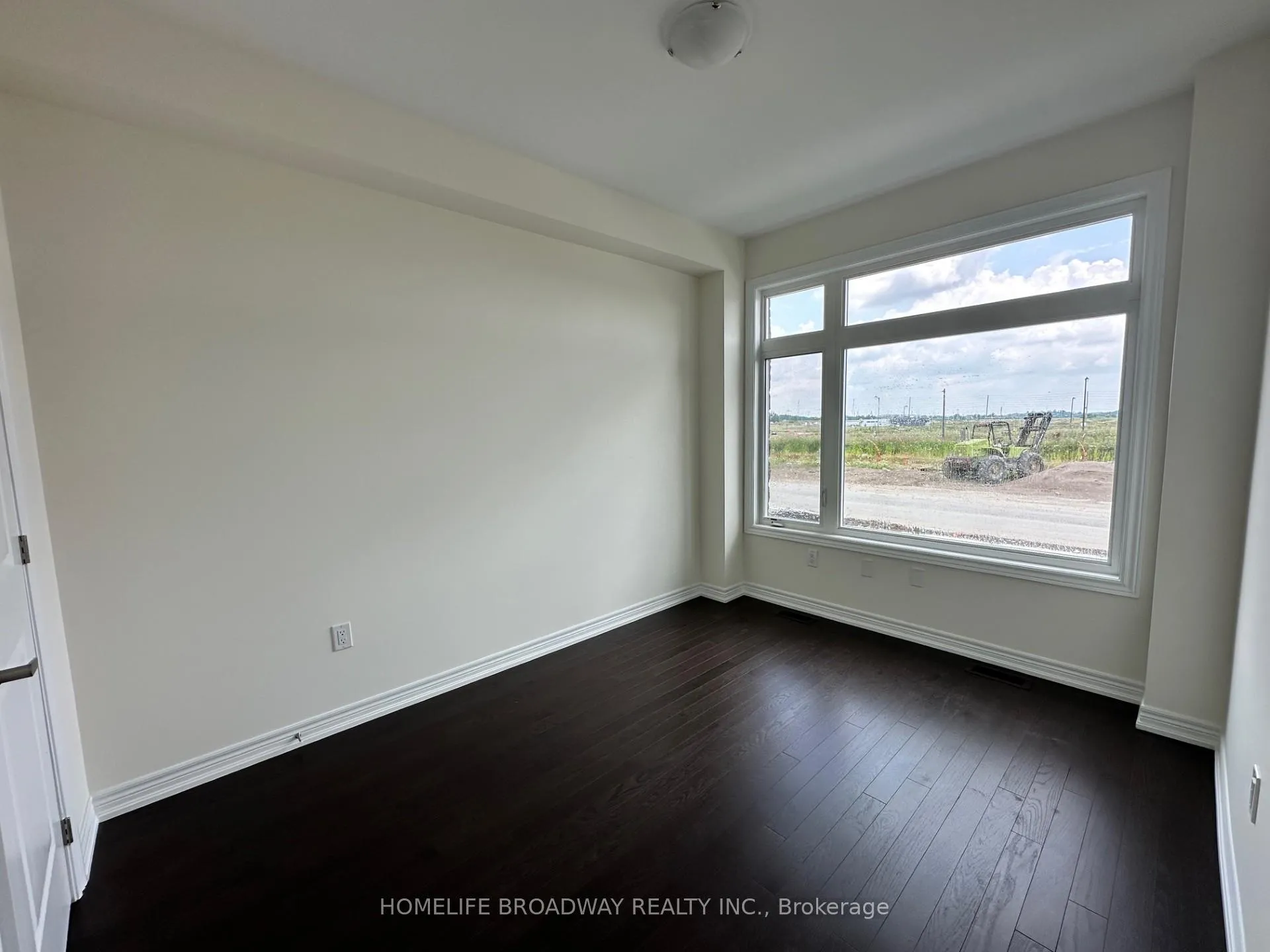 Photo 6 of 46 Selina Rose Street, Markham, Rural Markham — HOMEH