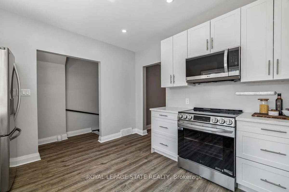 Photo 12 of 56 James Street, Hamilton, Dundas — HOMEH