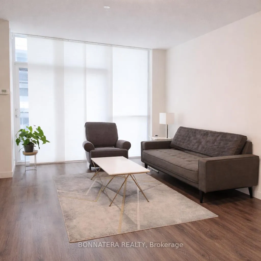 Photo 6 of Unit 1202, 2081 Fairview Street, Burlington, Freeman — HOMEH