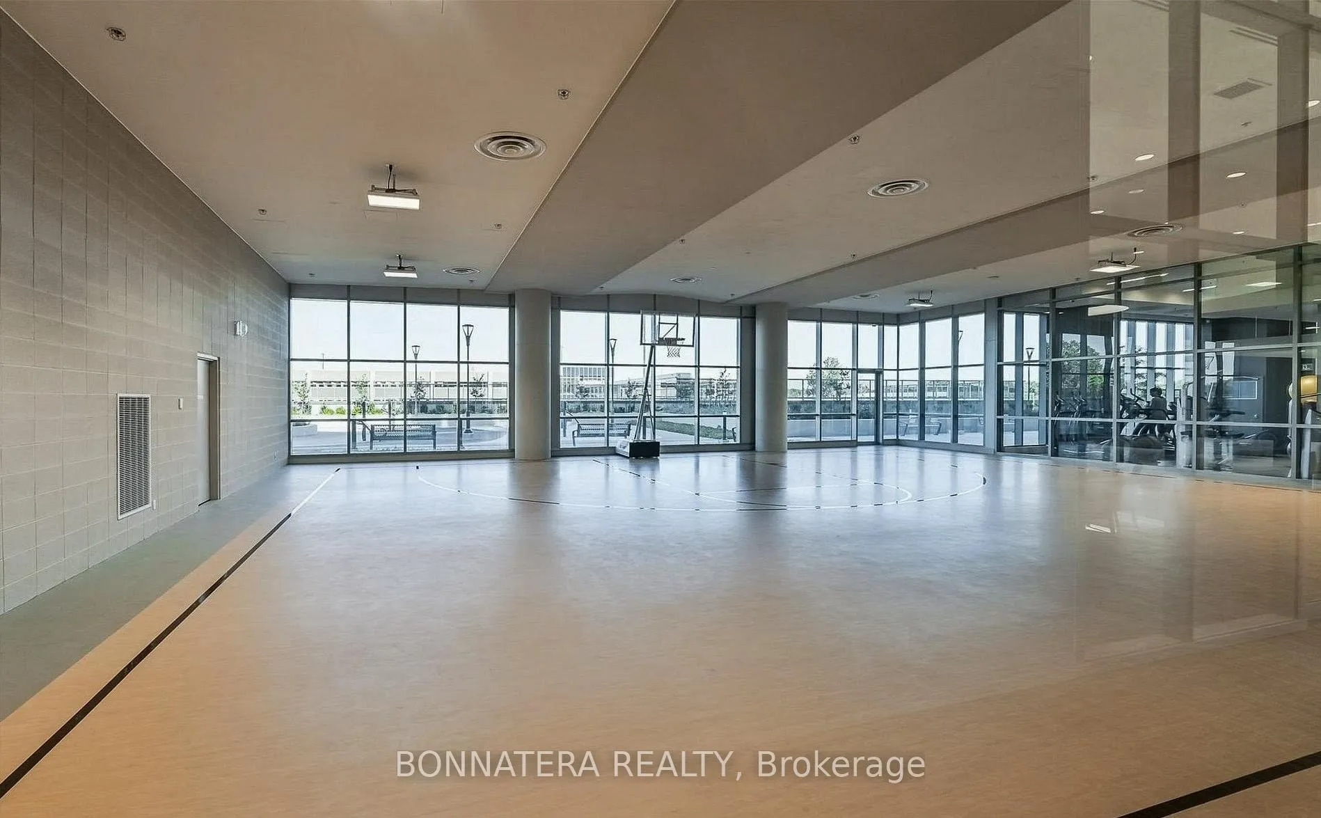 Photo 17 of Unit 1202, 2081 Fairview Street, Burlington, Freeman — HOMEH