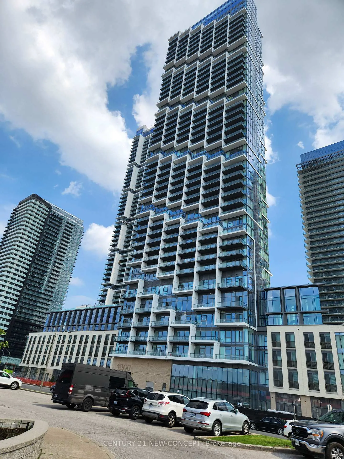 Front of Unit 2712, 1000 Portage Parkway