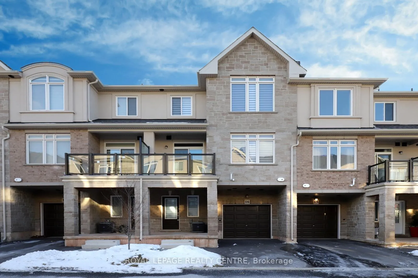 Front of Unit 16, 40 Zinfandel Drive