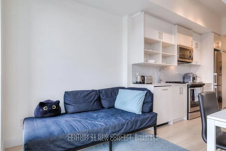 Photo 10 of Unit 402, 128 Fairview Mall Drive, North York, Don Valley Village — HOMEH