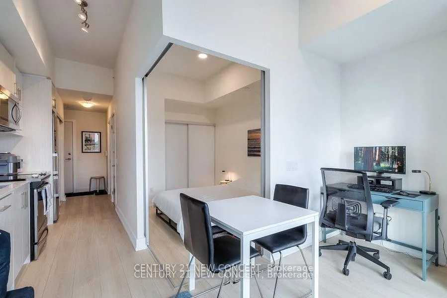 Photo 15 of Unit 402, 128 Fairview Mall Drive, North York, Don Valley Village — HOMEH
