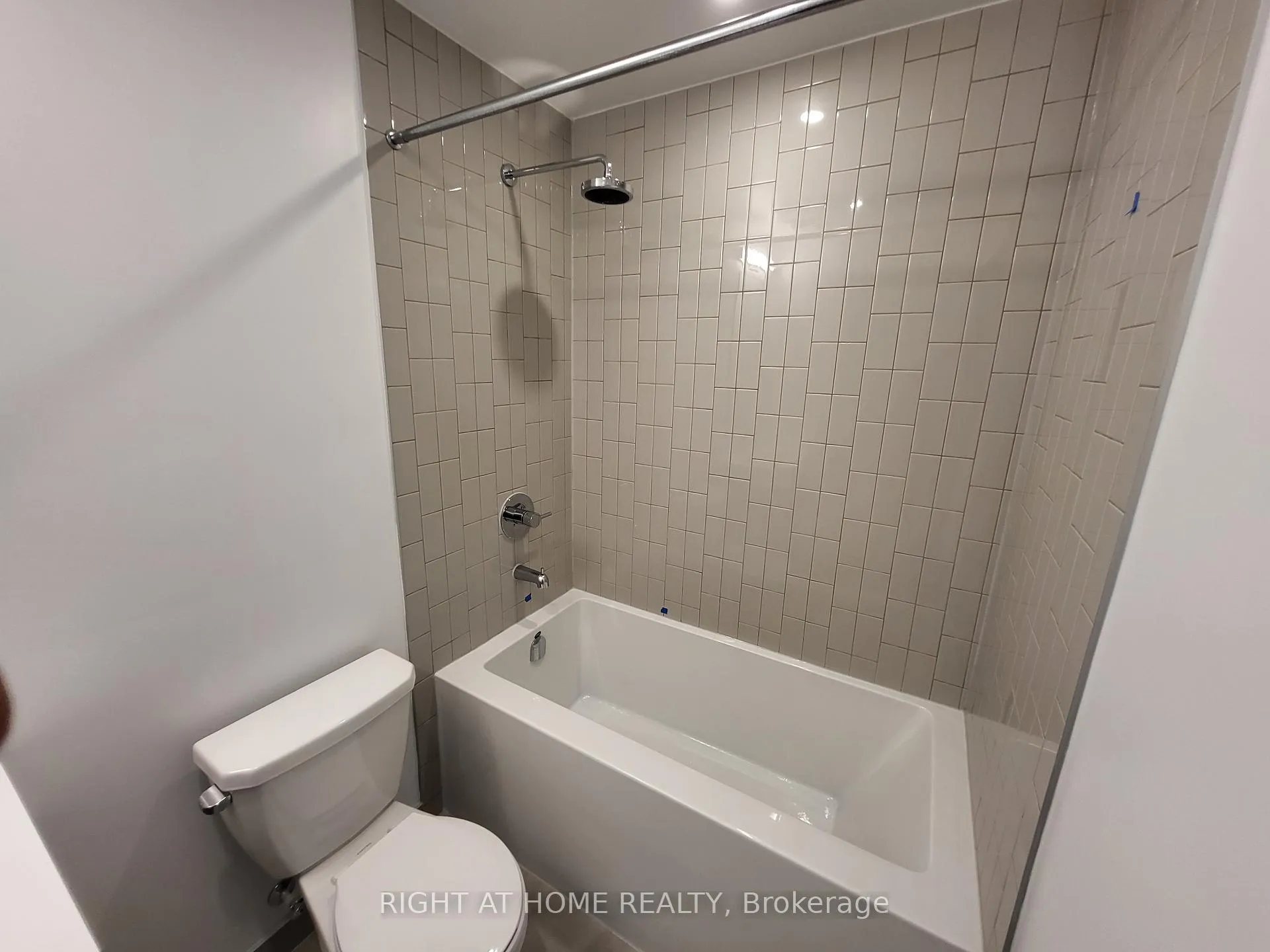 Photo 8 of Unit 2309, 130 River Street, Toronto, Regent Park — HOMEH