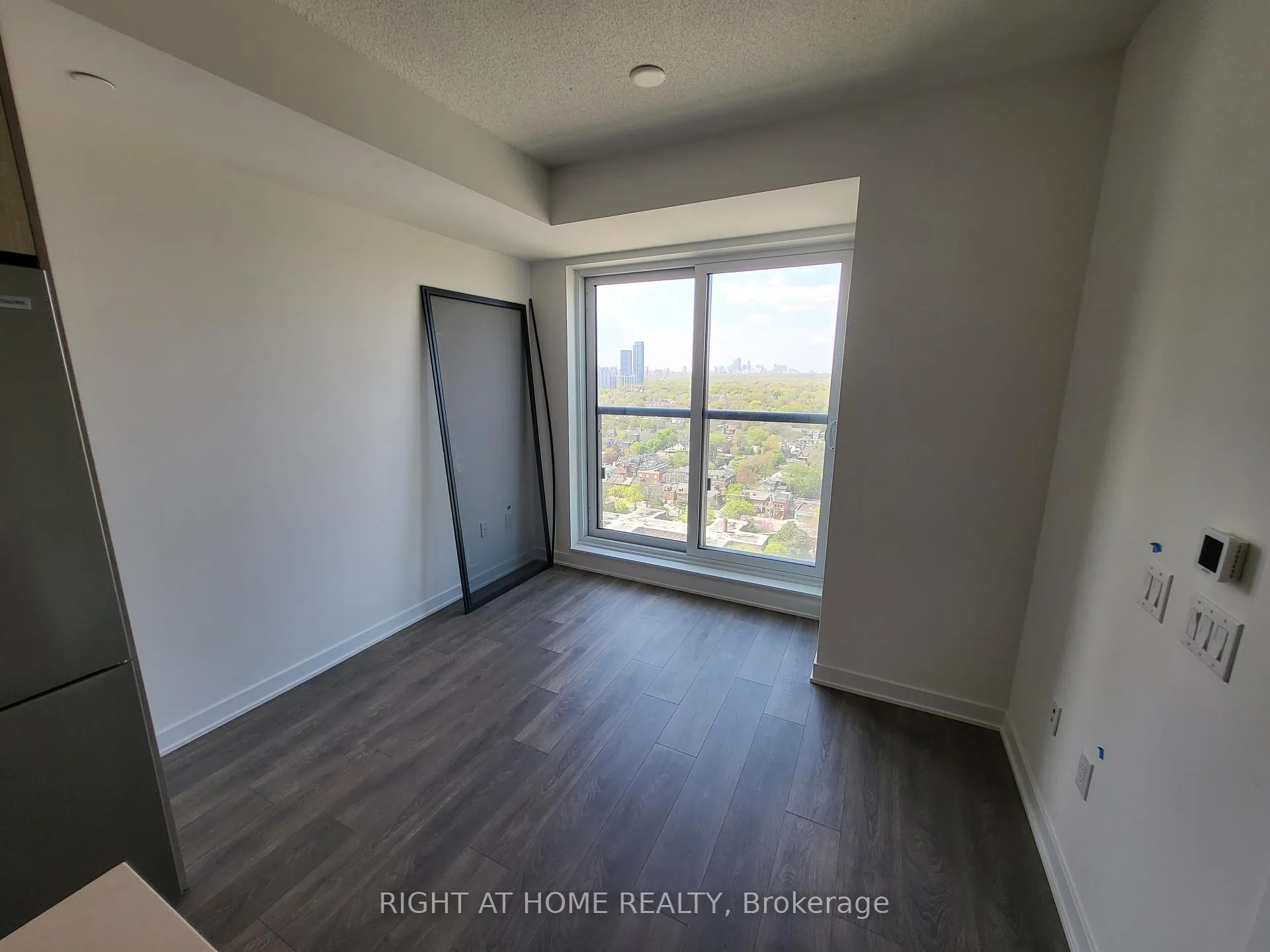 Photo 14 of Unit 2309, 130 River Street, Toronto, Regent Park — HOMEH