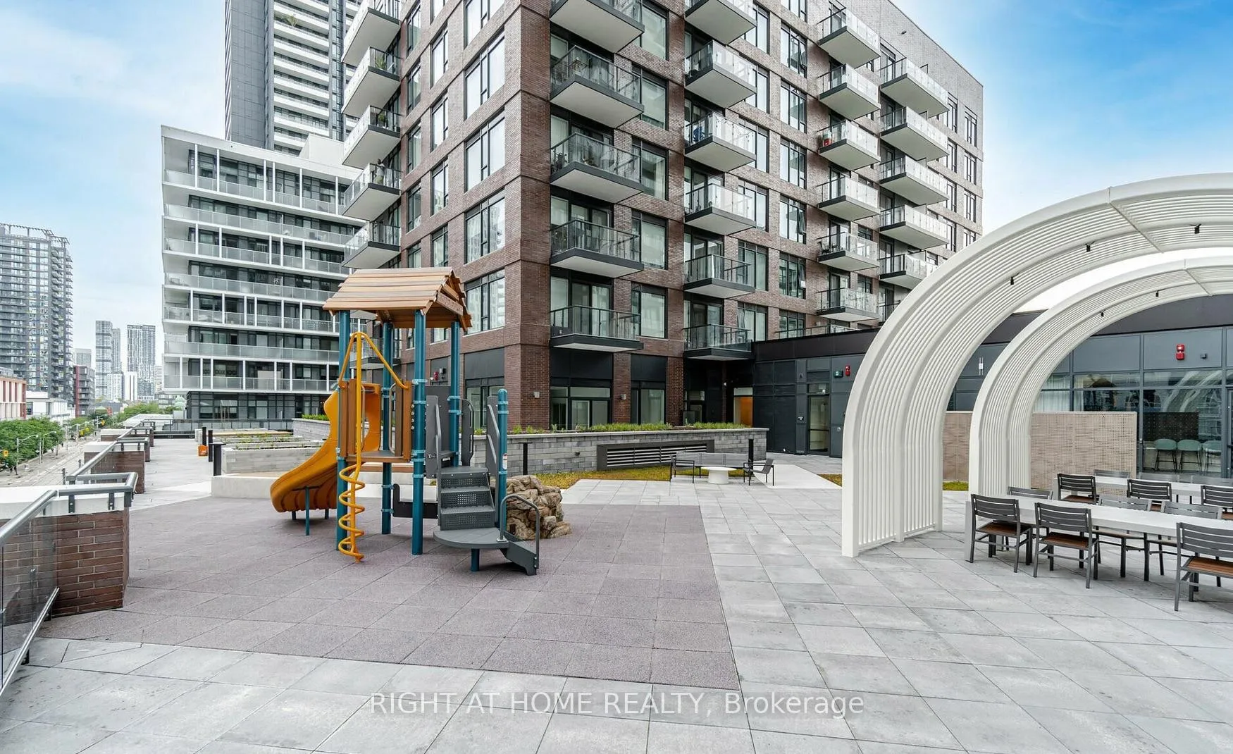 Photo 16 of Unit 2309, 130 River Street, Toronto, Regent Park — HOMEH