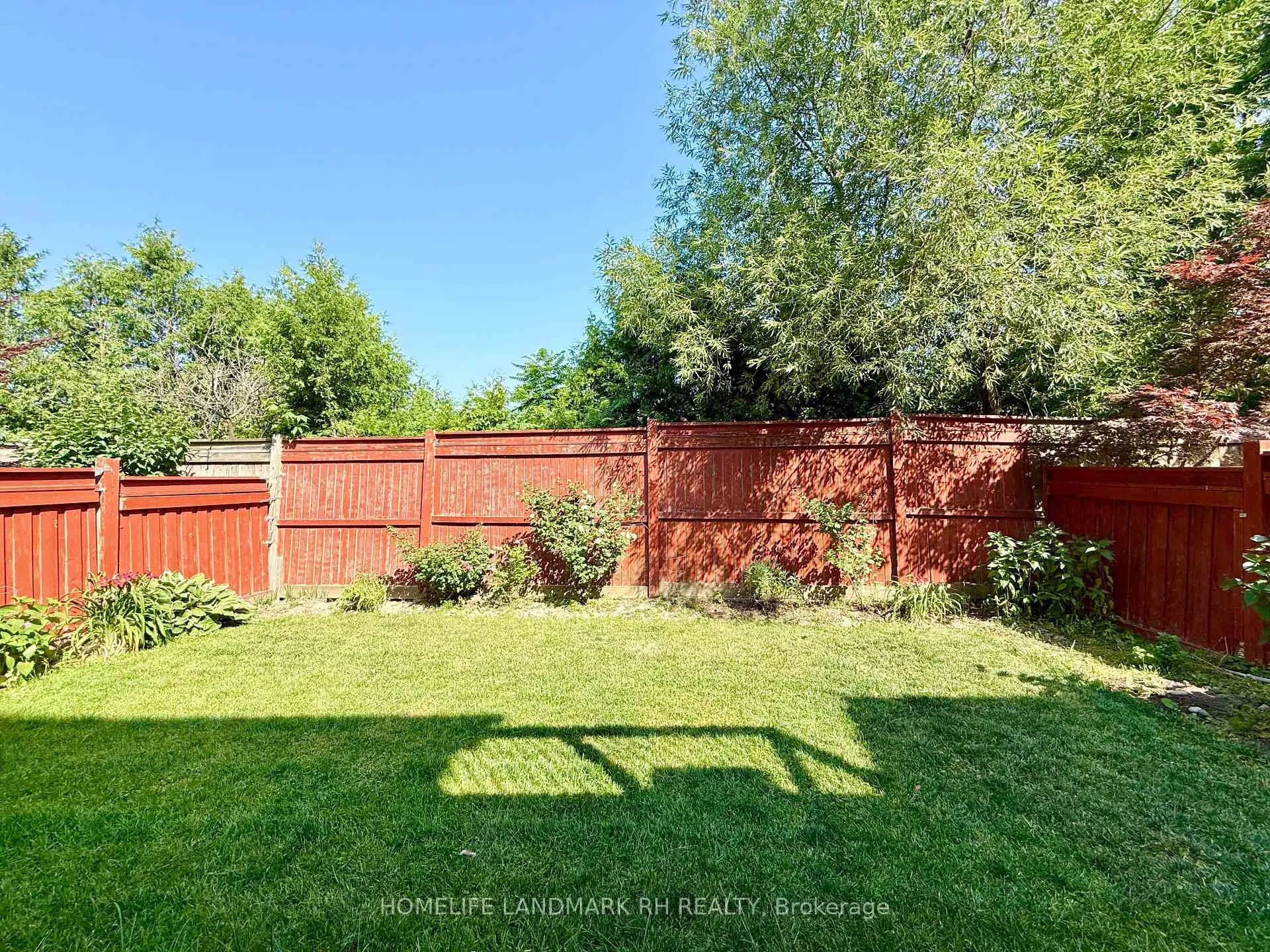 Photo 16 of Unit BSMT, 24 Spring Farm Road, Aurora, Bayview Northeast — HOMEH
