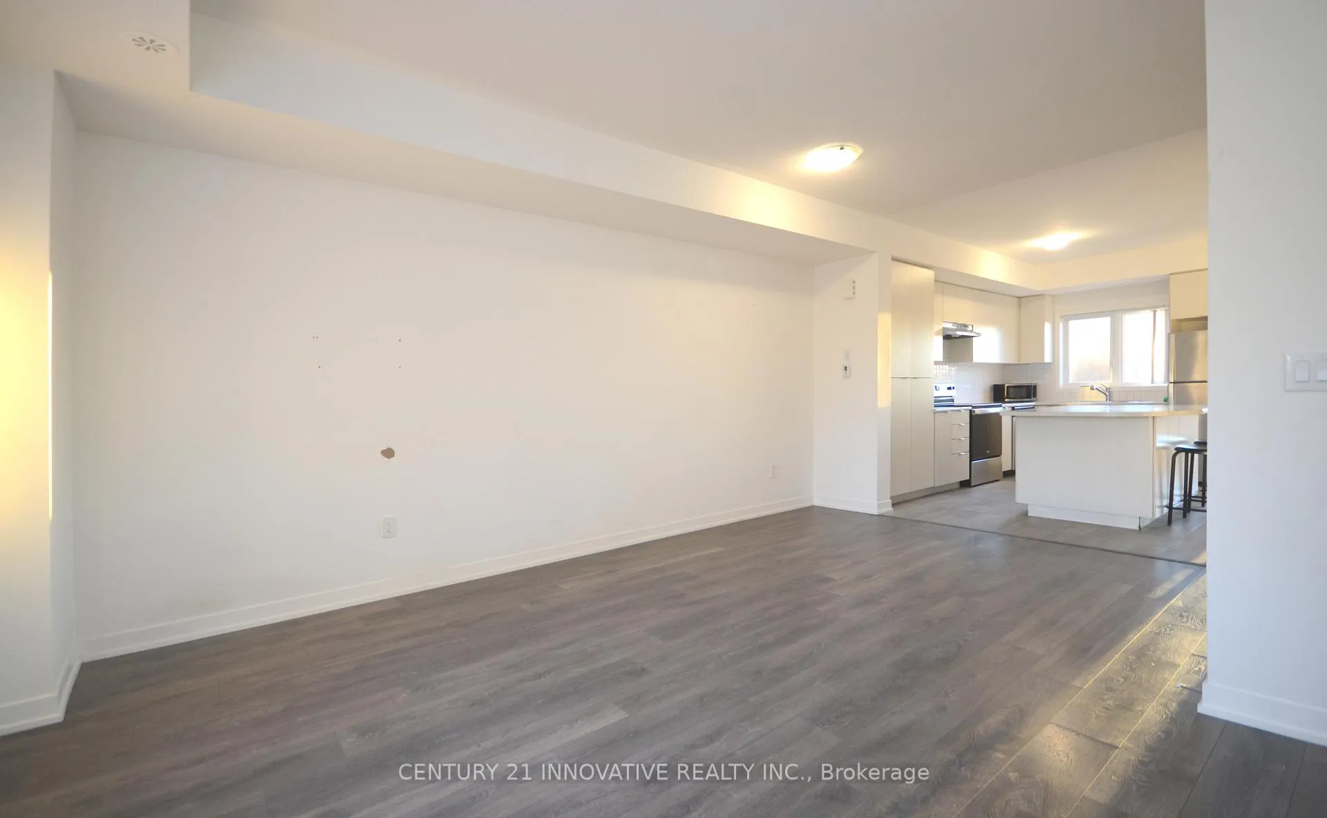 Photo 5 of Unit 306, 1525 Kingston Road, Pickering, Town Centre — HOMEH