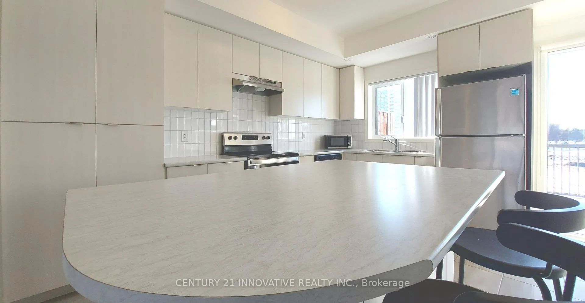 Photo 7 of Unit 306, 1525 Kingston Road, Pickering, Town Centre — HOMEH