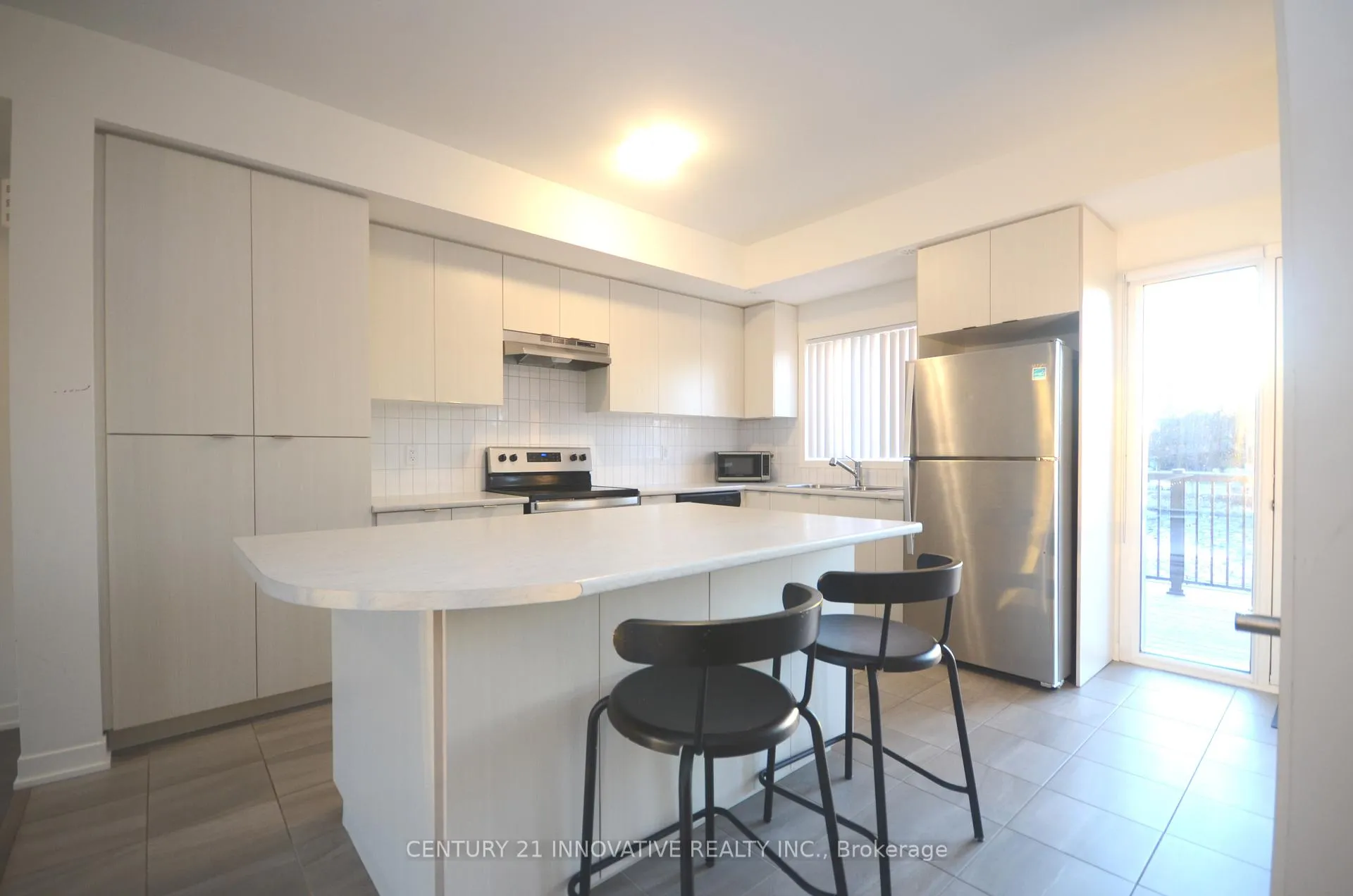 Photo 9 of Unit 306, 1525 Kingston Road, Pickering, Town Centre — HOMEH