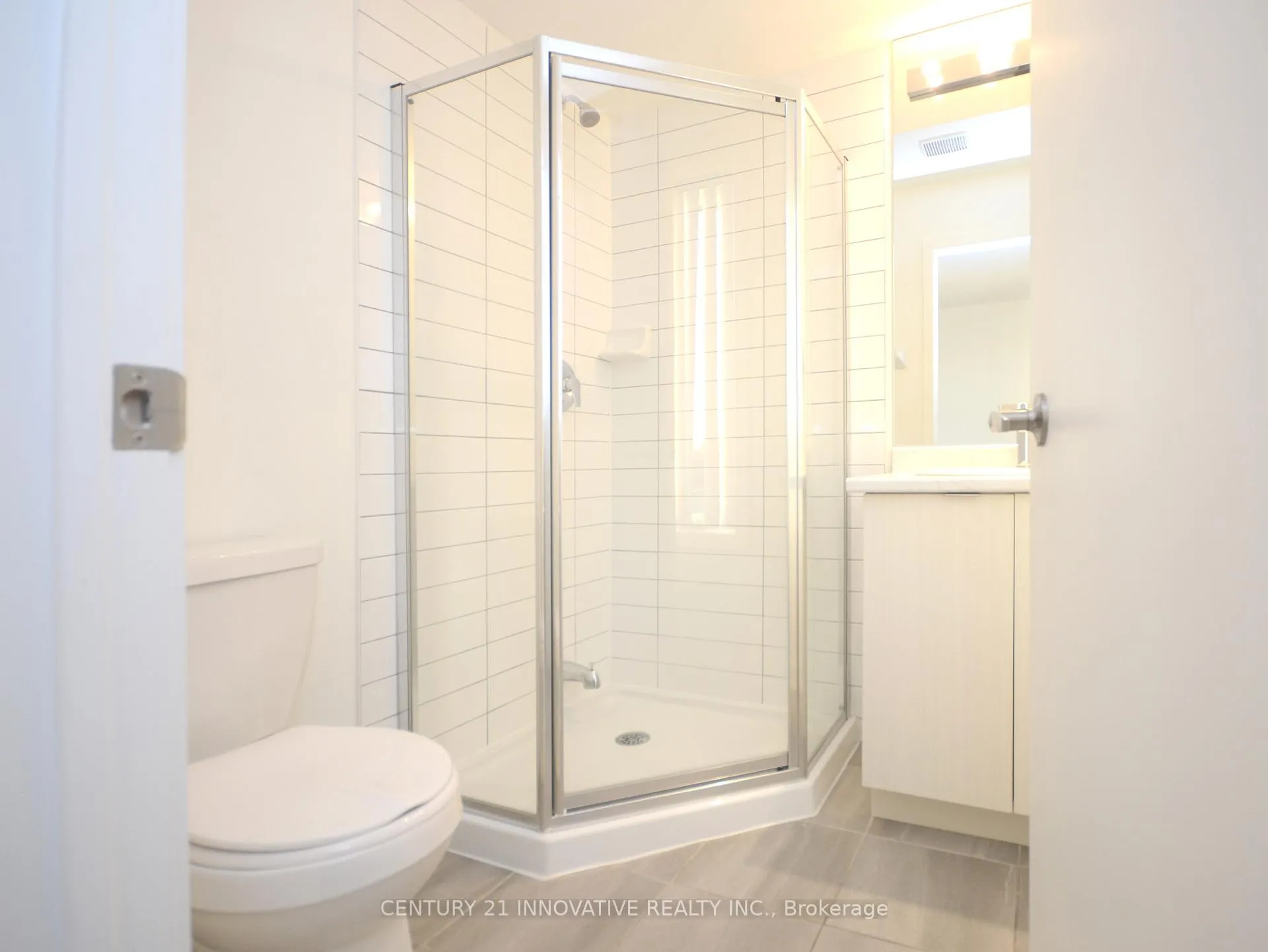Photo 17 of Unit 306, 1525 Kingston Road, Pickering, Town Centre — HOMEH