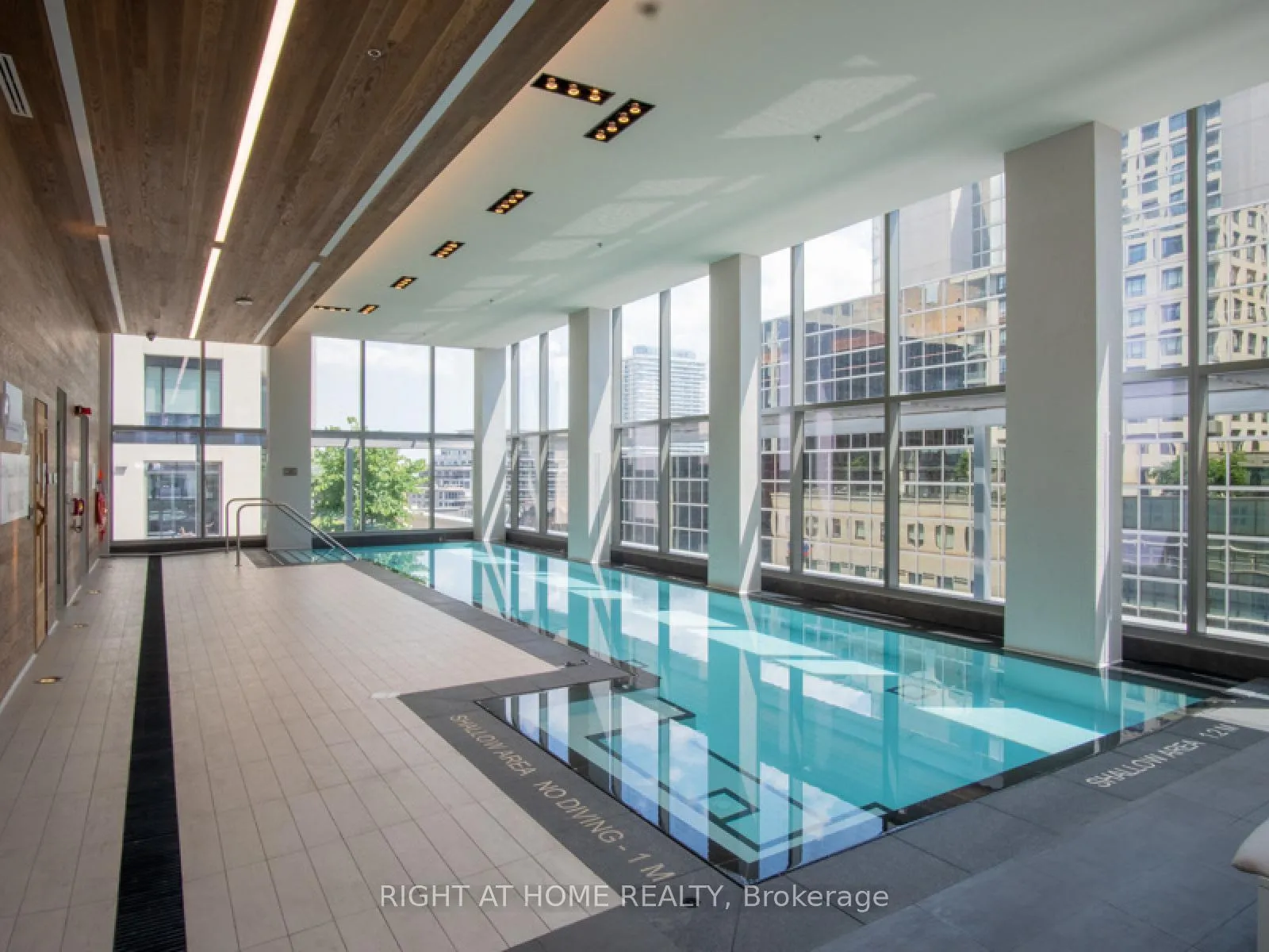 Photo 19 of Unit 813, 88 Scott Street, Toronto, Church-Yonge Corridor — HOMEH