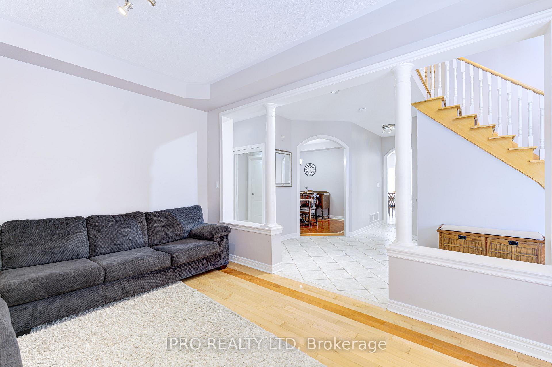 Photo 24 of 21 Trailview Lane, Caledon, Bolton West — HOMEH