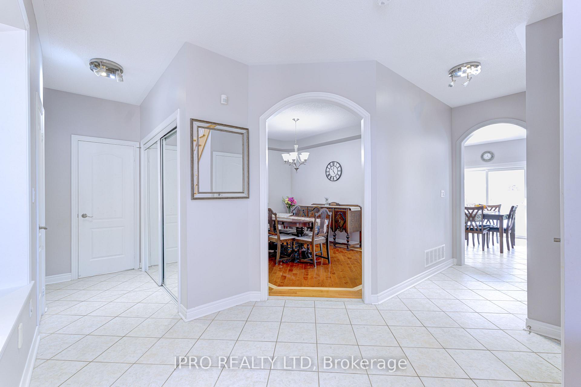 Photo 23 of 21 Trailview Lane, Caledon, Bolton West — HOMEH